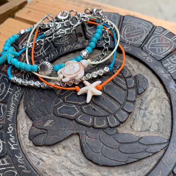 ✨4-PIECE BOHO SEA CHARM BRACELET/ANKLET SET✨ - Picture 2 of 5